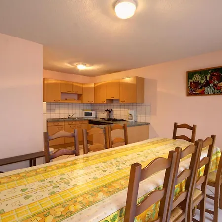 別荘 Convivial Avec Jardin, Accepte Animaux, Ideal Pour Nature Et Randonnees En Auvergne - Fr-1-496-197