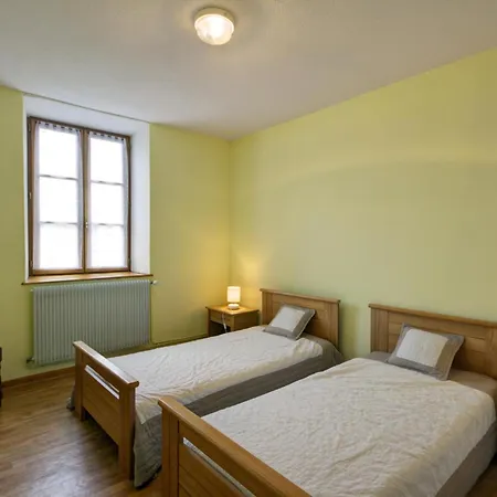 Convivial Avec Jardin, Accepte Animaux, Ideal Pour Nature Et Randonnees En Auvergne - Fr-1-496-197 *